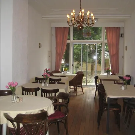 Hotel Floris